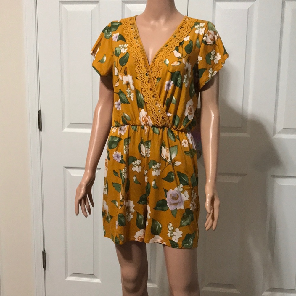Colorful Size Medium Romper